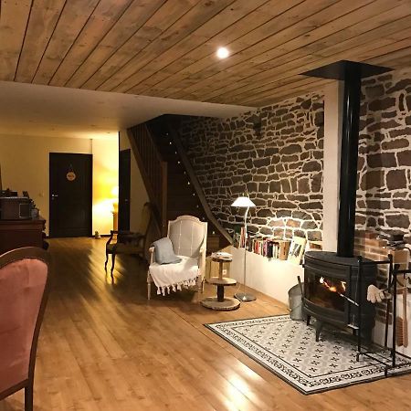 Les Bouyeres Bed & Breakfast Saint-Malon-sur-Mel Dış mekan fotoğraf