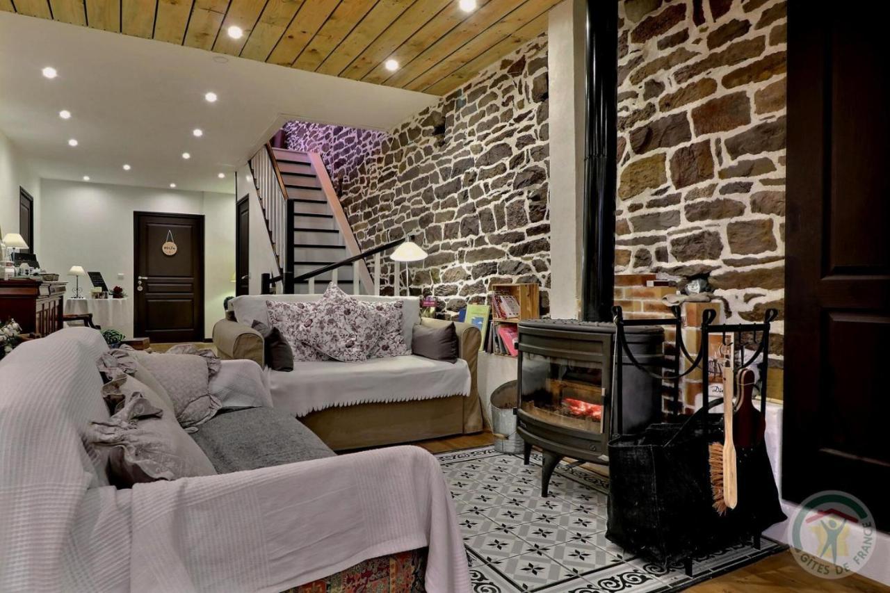 Les Bouyeres Bed & Breakfast Saint-Malon-sur-Mel Dış mekan fotoğraf
